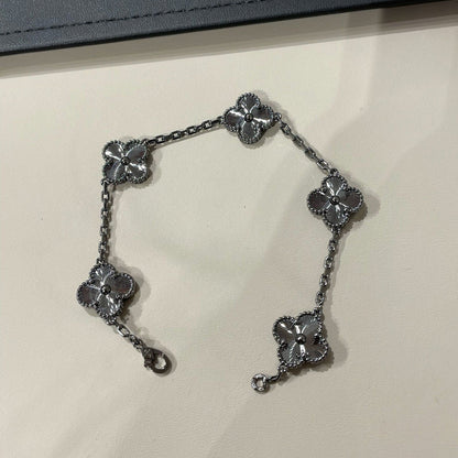 [Windsor Jewelry]CLOVER 5 MOTIF BLACK BRACELET