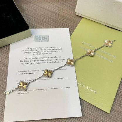 [Windsor Jewelry]CLOVER 5 MOTIFS CHRISTMAS LIMITED EDITION BRACELET