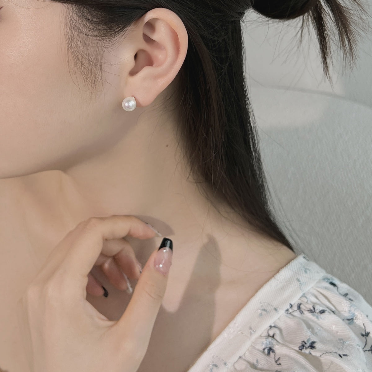[Windsor Jewelry]Delicate Pearl Earrings