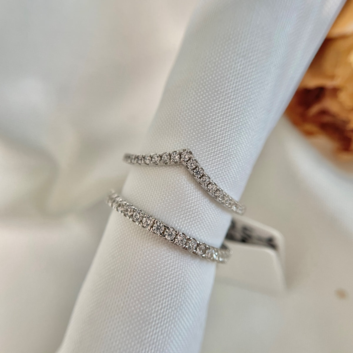 [Windsor Jewelry]Elaborate Tennis Band Ring