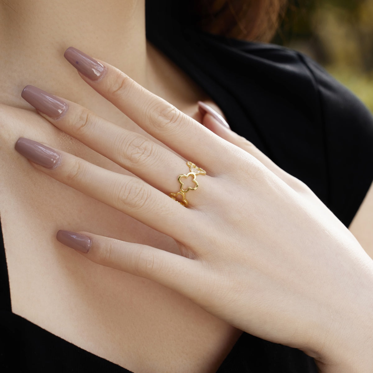[Windsor Jewelry]Hollow Design Four-Leaf Clover Flower Shape Ring