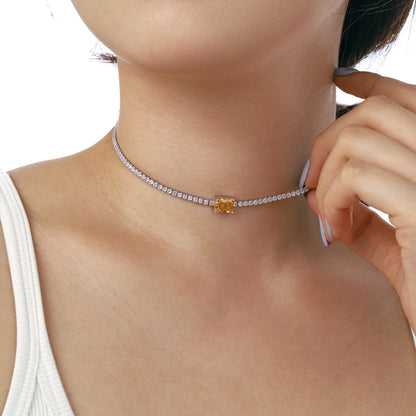 [Windsor Jewelry]2.0 carat Ornate Emerald Cut Necklace