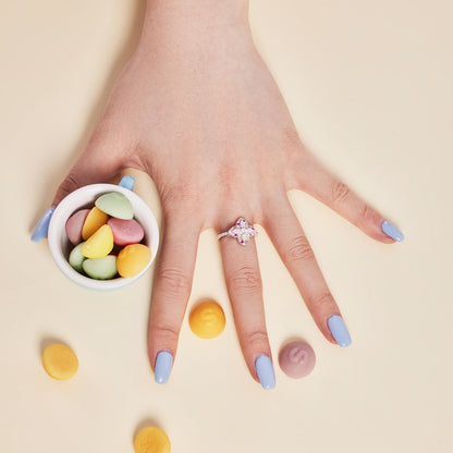 [Windsor Jewelry]Luxurious Colorful Flower Shape Banquet Ring