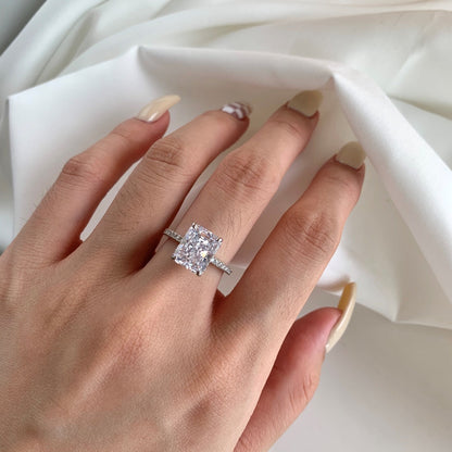 [Windsor Jewelry]4.0 Carat Luxurious Engagement Ring