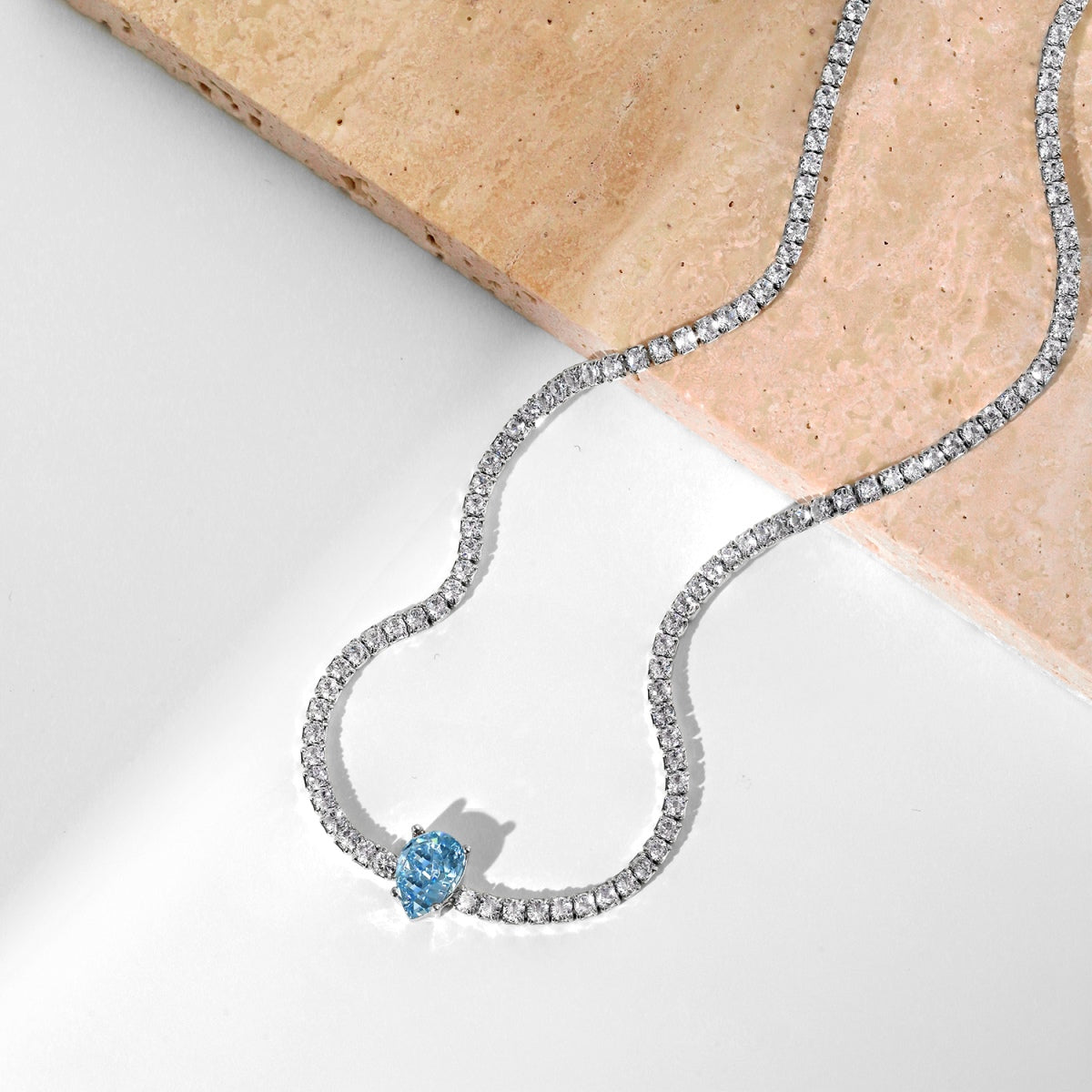 [Windsor Jewelry]1.0 carat Unique Pear Cut Tennis Necklace