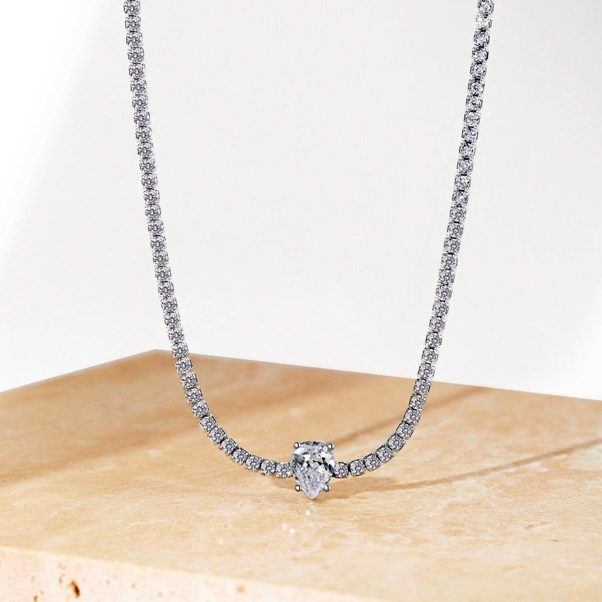 [Windsor Jewelry]1.0 carat Unique Pear Cut Tennis Necklace