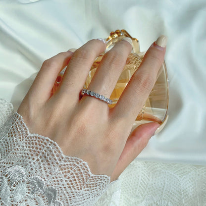 [Windsor Jewelry]Sparkling Round Cut Tennis Ring