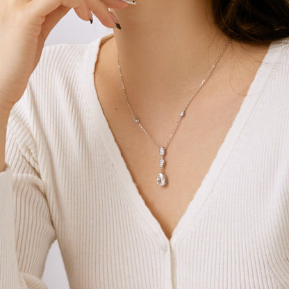 [Windsor Jewelry]Dazzling Pear Cut Necklace