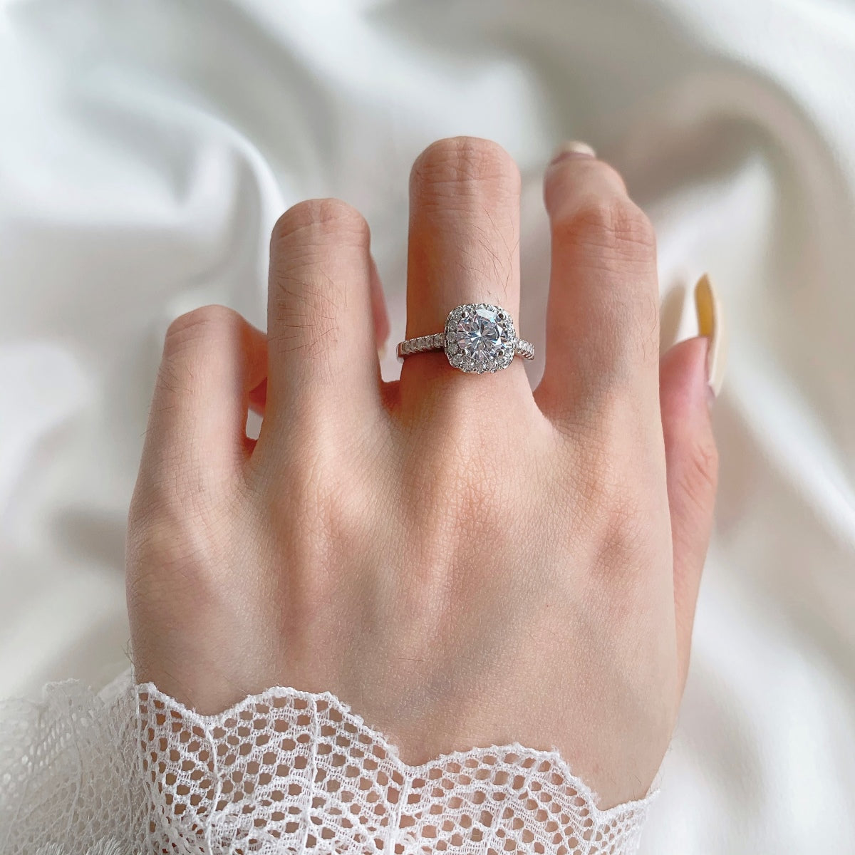 [Windsor Jewelry]Dazzling Resplendent Round Cut Wedding Ring