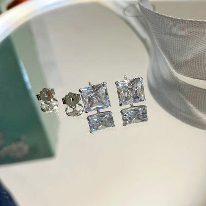 [Windsor Jewelry]Ornate Square Shape Earrings