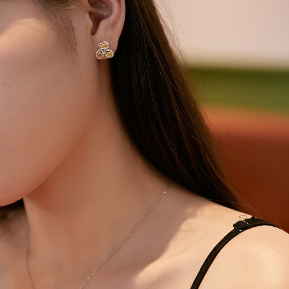 [Windsor Jewelry]Ornate Flower Shape Pear Cut Lover Earrings