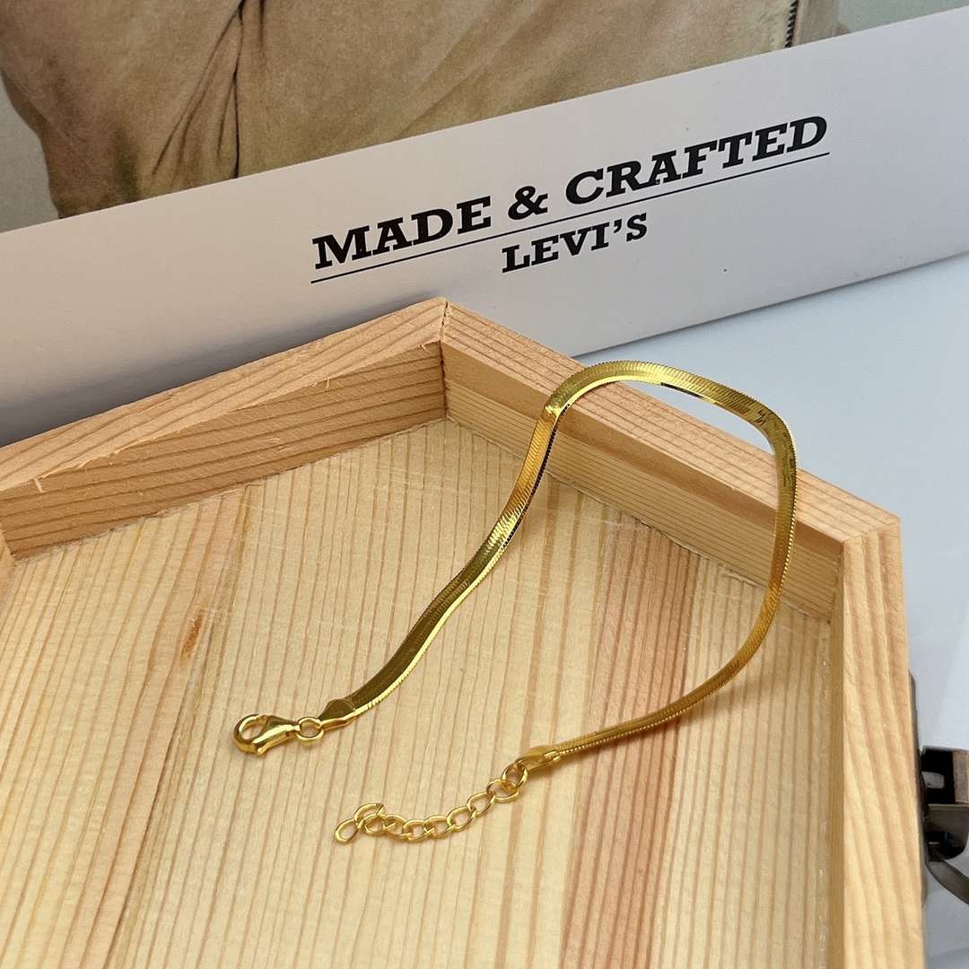 [Windsor Jewelry]Flat Snake Bone Chain Blade Necklace