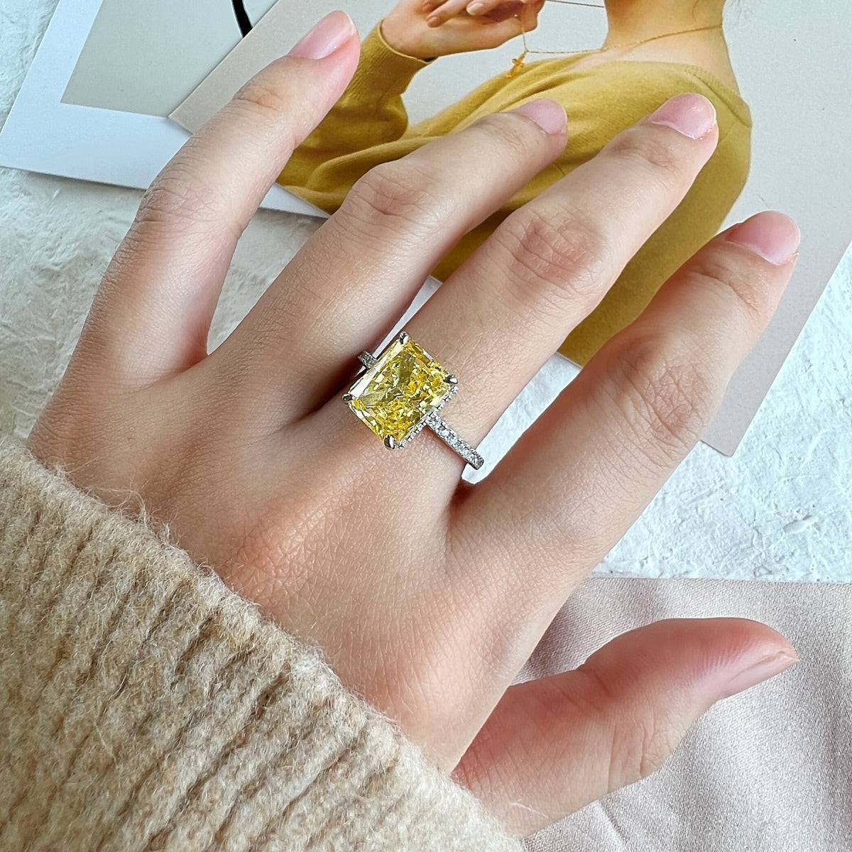 [Windsor Jewelry]4.0 Carat Luxurious Engagement Ring