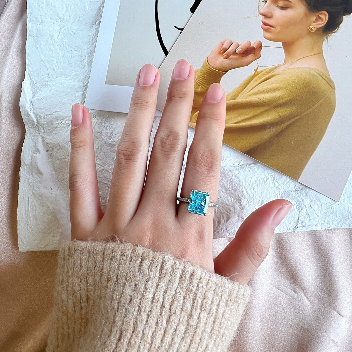 [Windsor Jewelry]4.0 Carat Luxurious Engagement Ring