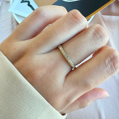[Windsor Jewelry]Delicate Sparkling Round Cut Daily Ring