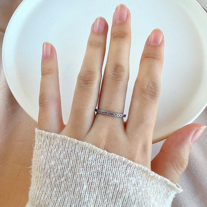 [Windsor Jewelry]Delicate Sparkling Round Cut Daily Ring