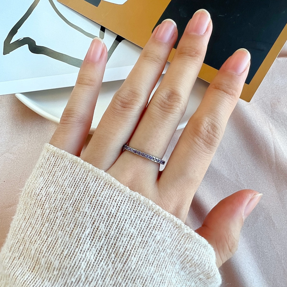 [Windsor Jewelry]Delicate Sparkling Round Cut Daily Ring
