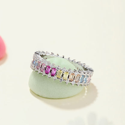 [Windsor Jewelry]Splashy Ornate Emerald Cut Cocktail Ring
