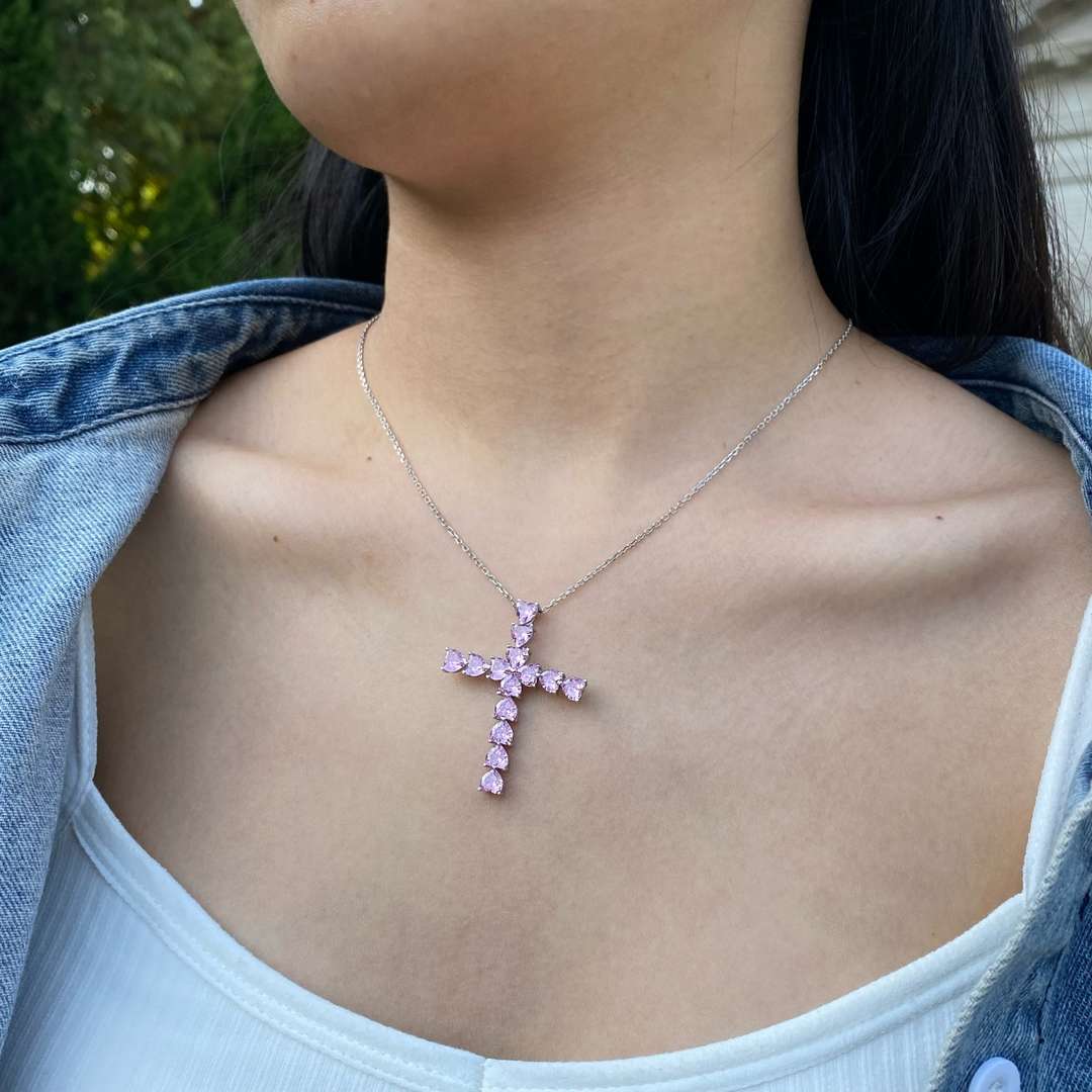 [Windsor Jewelry]Radiant Cross Shape Necklace