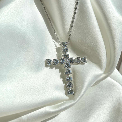 [Windsor Jewelry]Radiant Cross Shape Necklace