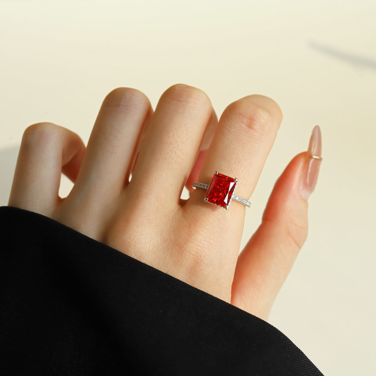[Windsor Jewelry]4.0 Carat Luxurious Engagement Ring