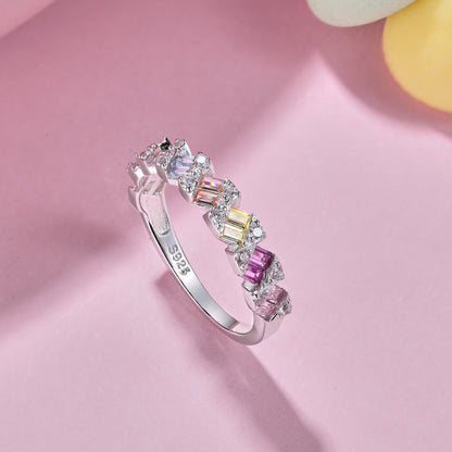 [Windsor Jewelry]Delicate Vibrant Emerald Cut Daily Ring