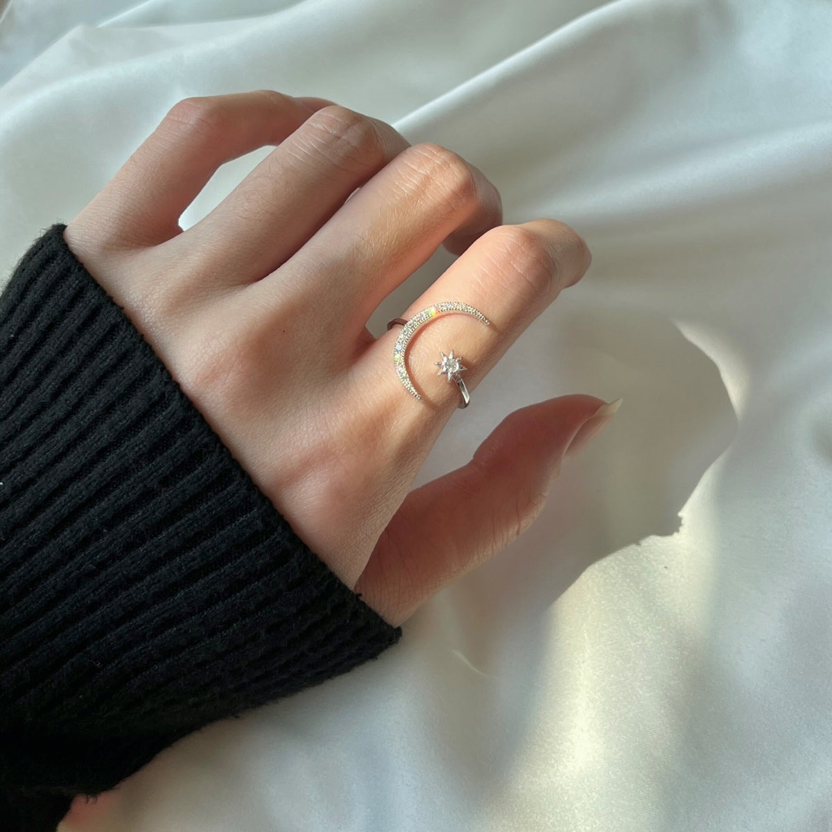 [Windsor Jewelry]Eternity Moon & Star Ring
