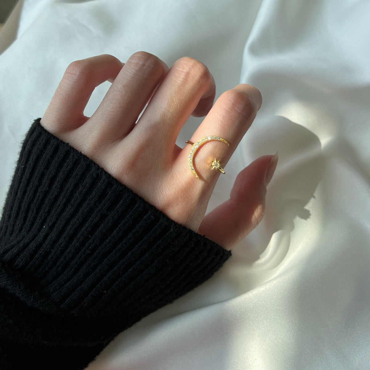 [Windsor Jewelry]Eternity Moon & Star Ring