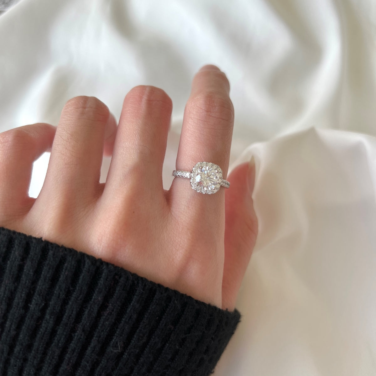 [Windsor Jewelry]Dazzling Resplendent Round Cut Wedding Ring