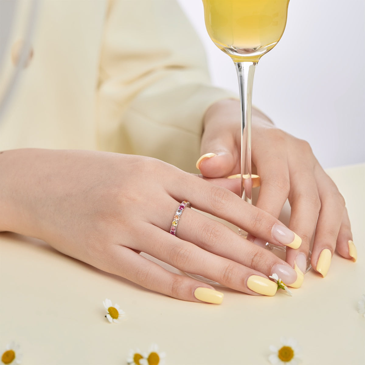[Windsor Jewelry]Dazzling Lustrous Round Cut Tennis Ring