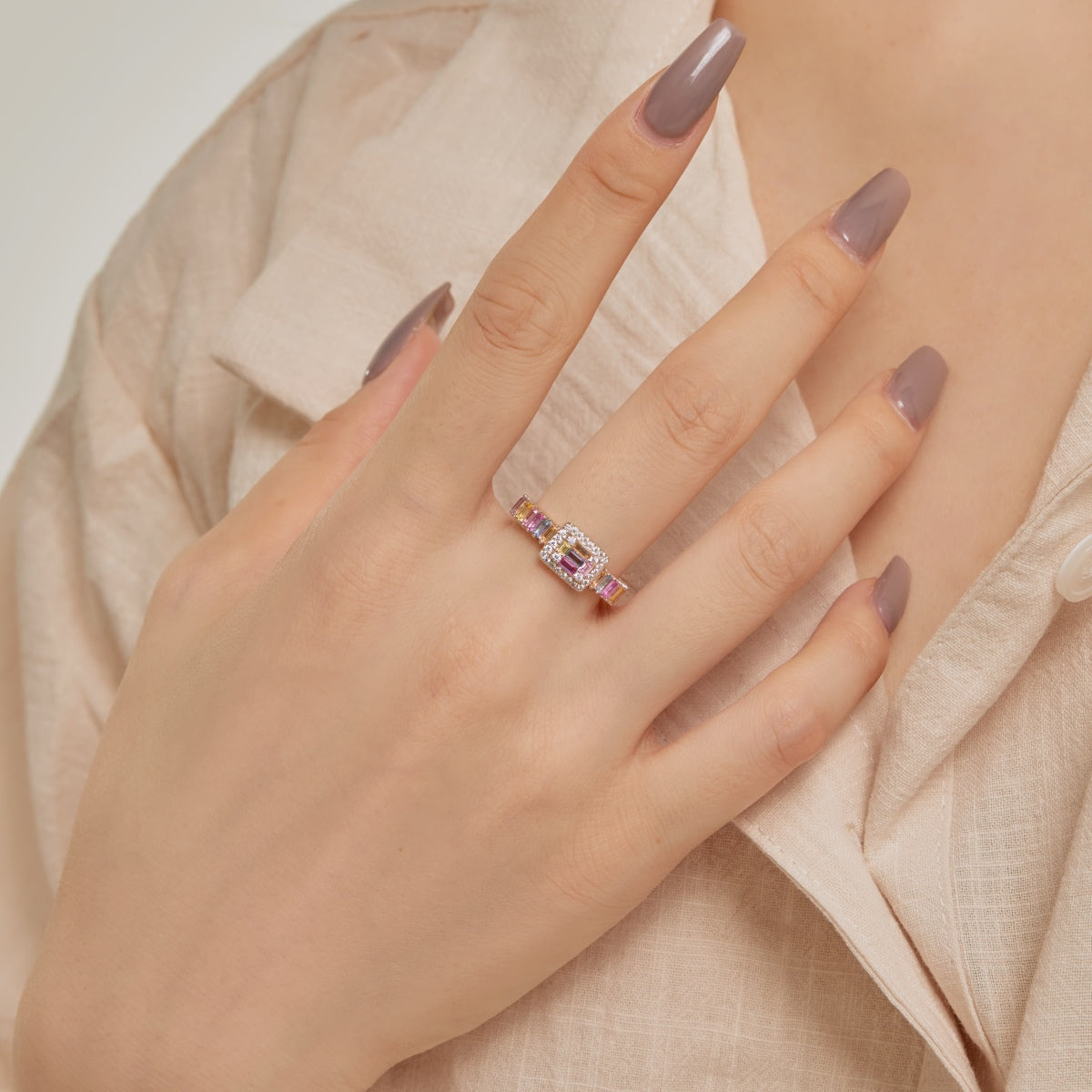 [Windsor Jewelry]Exquisite Colorful Radiant Cut Party Ring