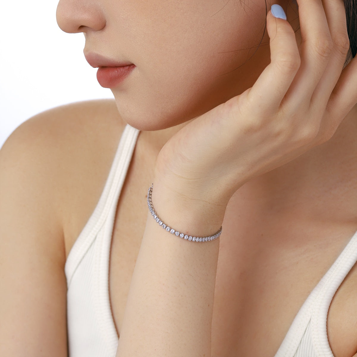 [Windsor Jewelry]Dazzling Sparkling Round Cut Daily Bracelet