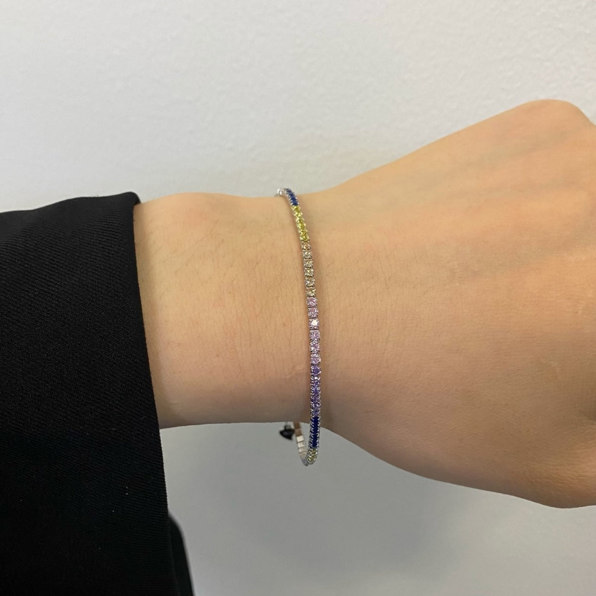 [Windsor Jewelry]Radiant Shinning Princess Cut Tennis Bracelet