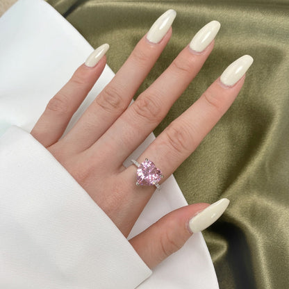 [Windsor Jewelry]6.0 Carat Luxurious Sparkling Romantic Heart Cut Lover Ring