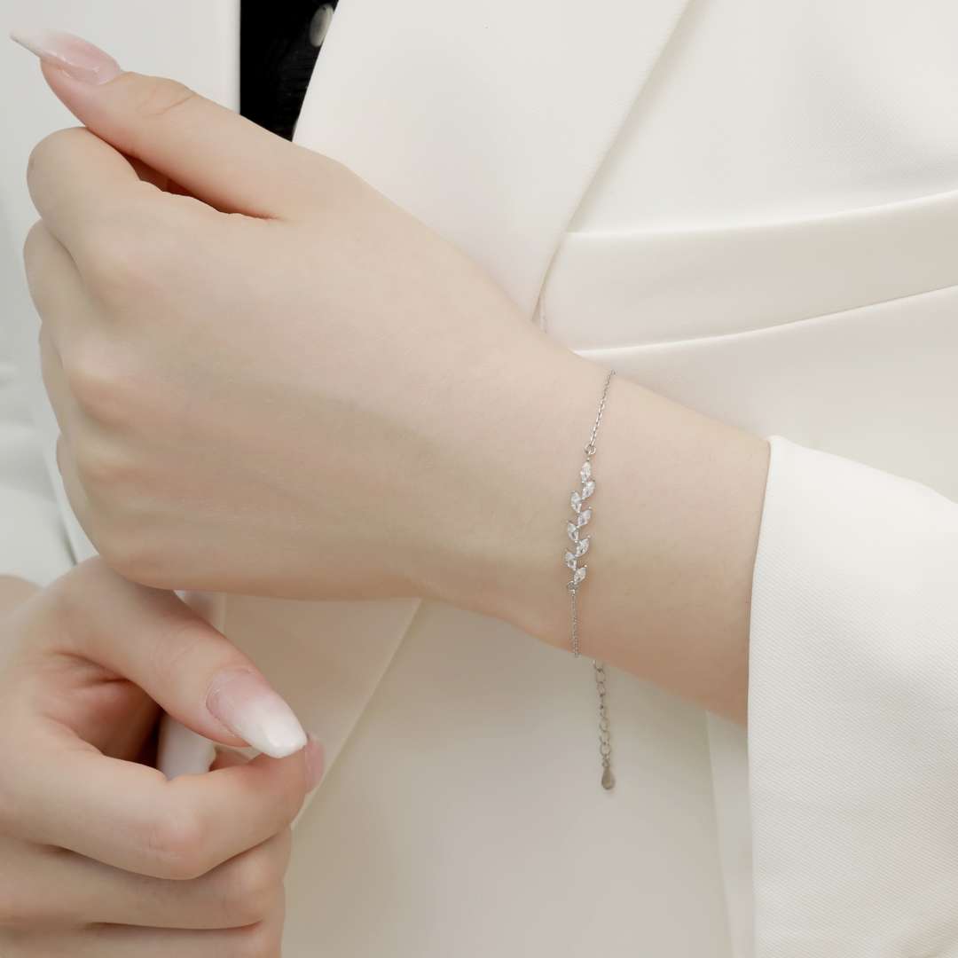 [Windsor Jewelry]Elegant Wheat Leaves Shape Bracelet