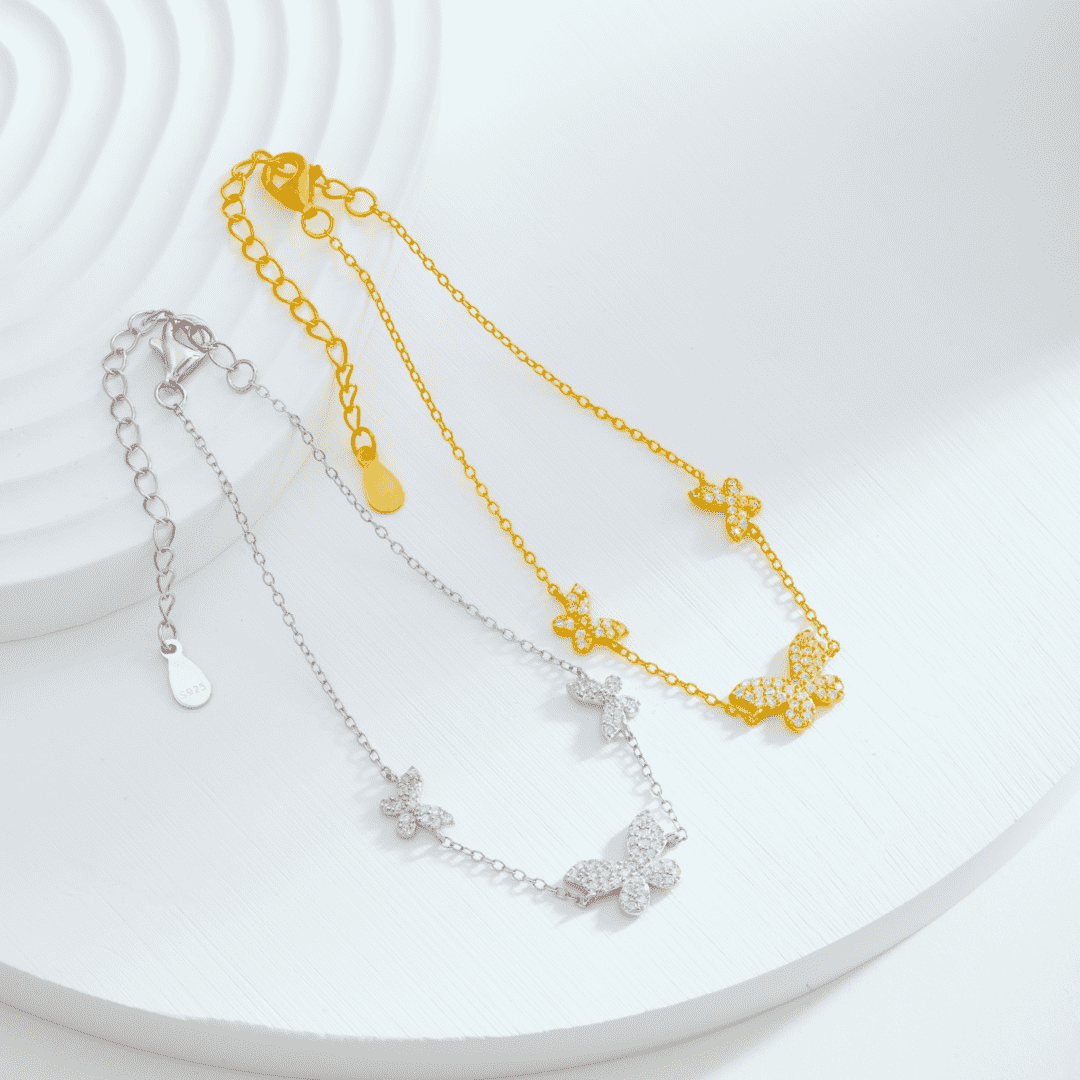 [Windsor Jewelry]Delicate Butterfly Pendant Bracelet