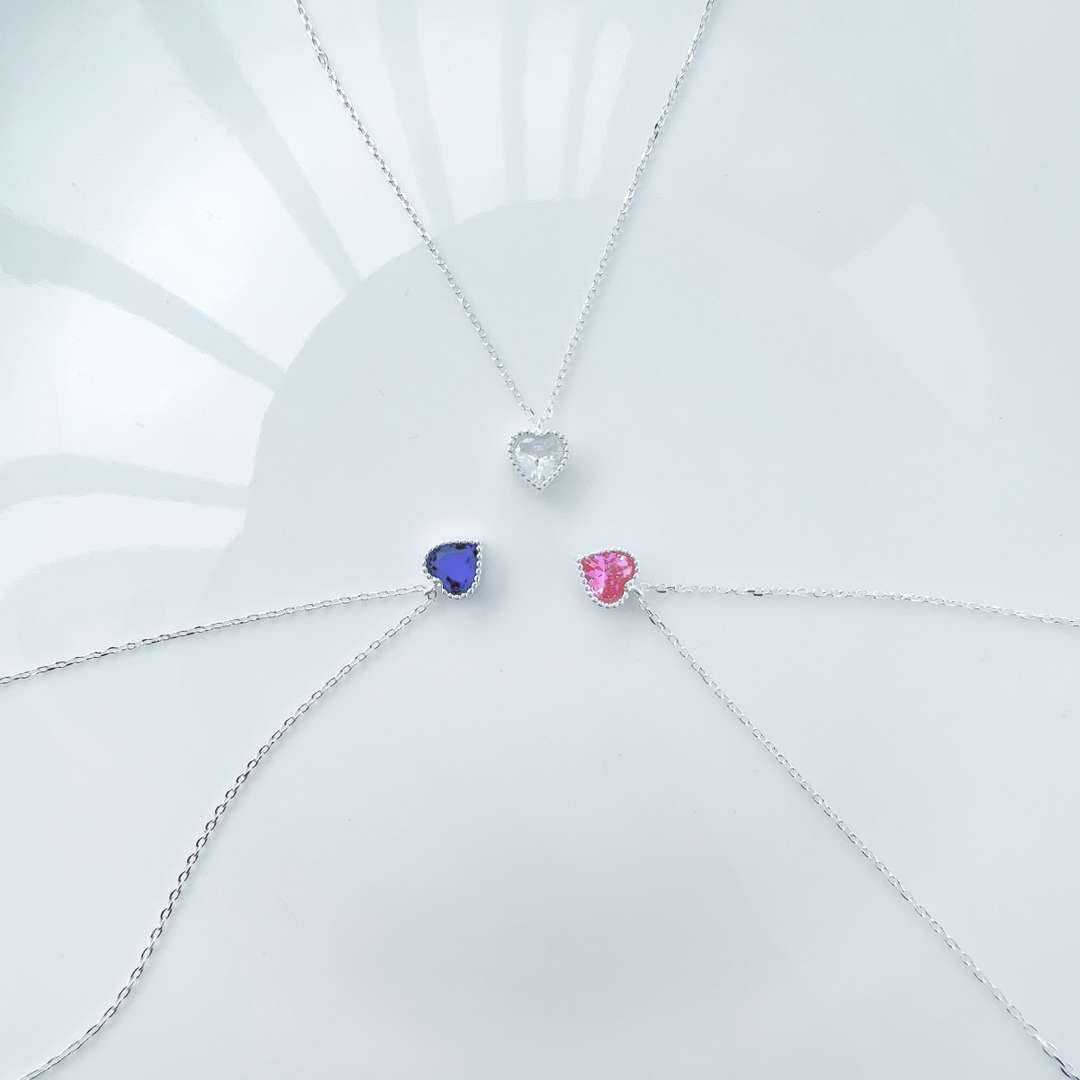 [Windsor Jewelry]Ornate Heart Shape Necklace