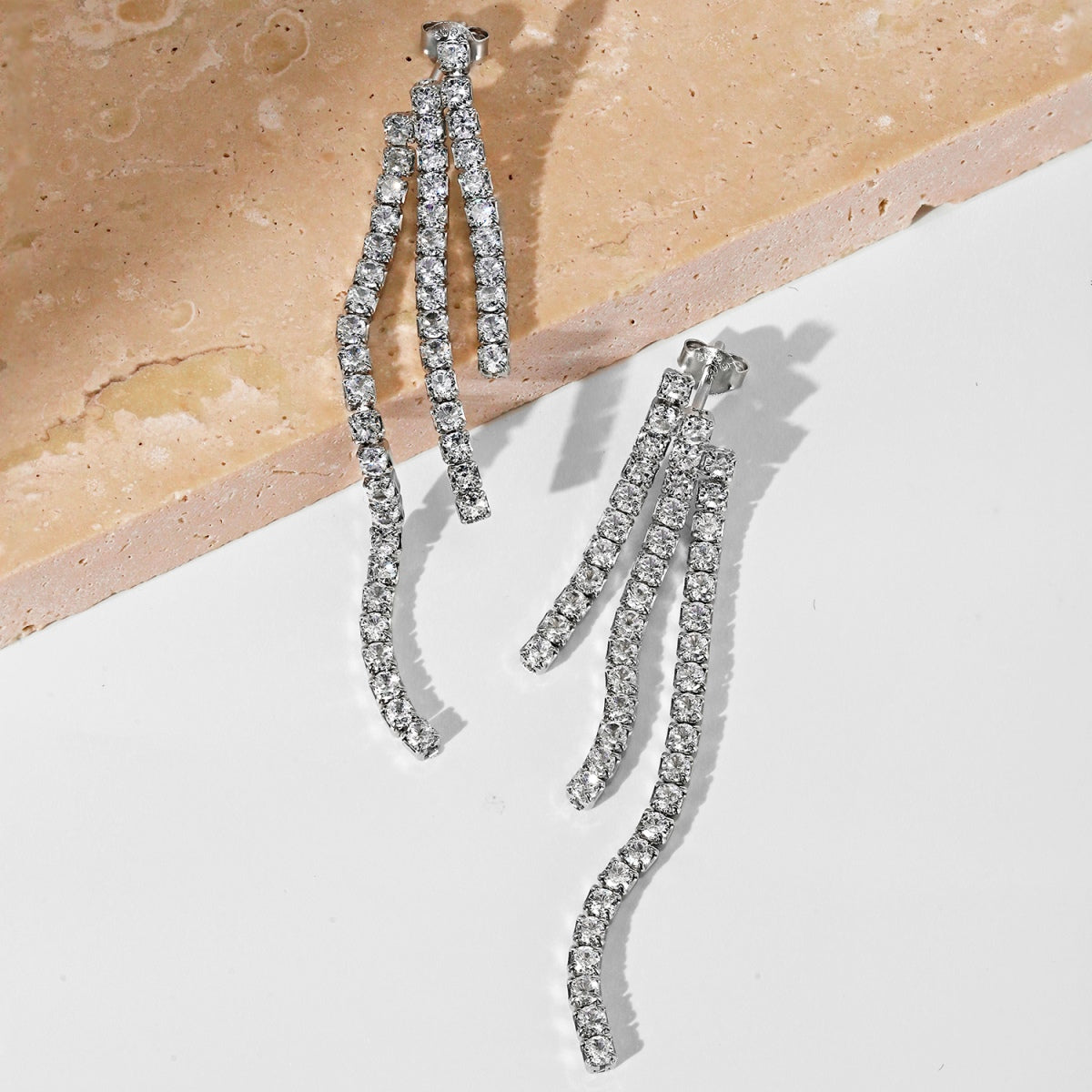 [Windsor Jewelry]Luxurious Dainty Banquet Earrings