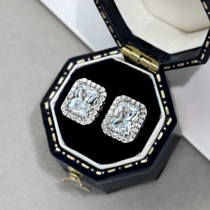 [Windsor Jewelry]1.0 Carat Luxurious Dainty Emerald Cut Daily Earrings