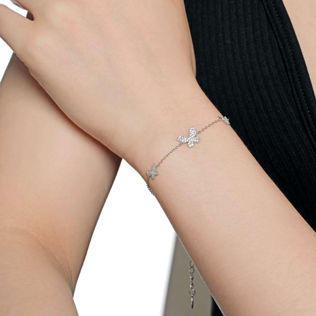 [Windsor Jewelry]Delicate Butterfly Pendant Bracelet