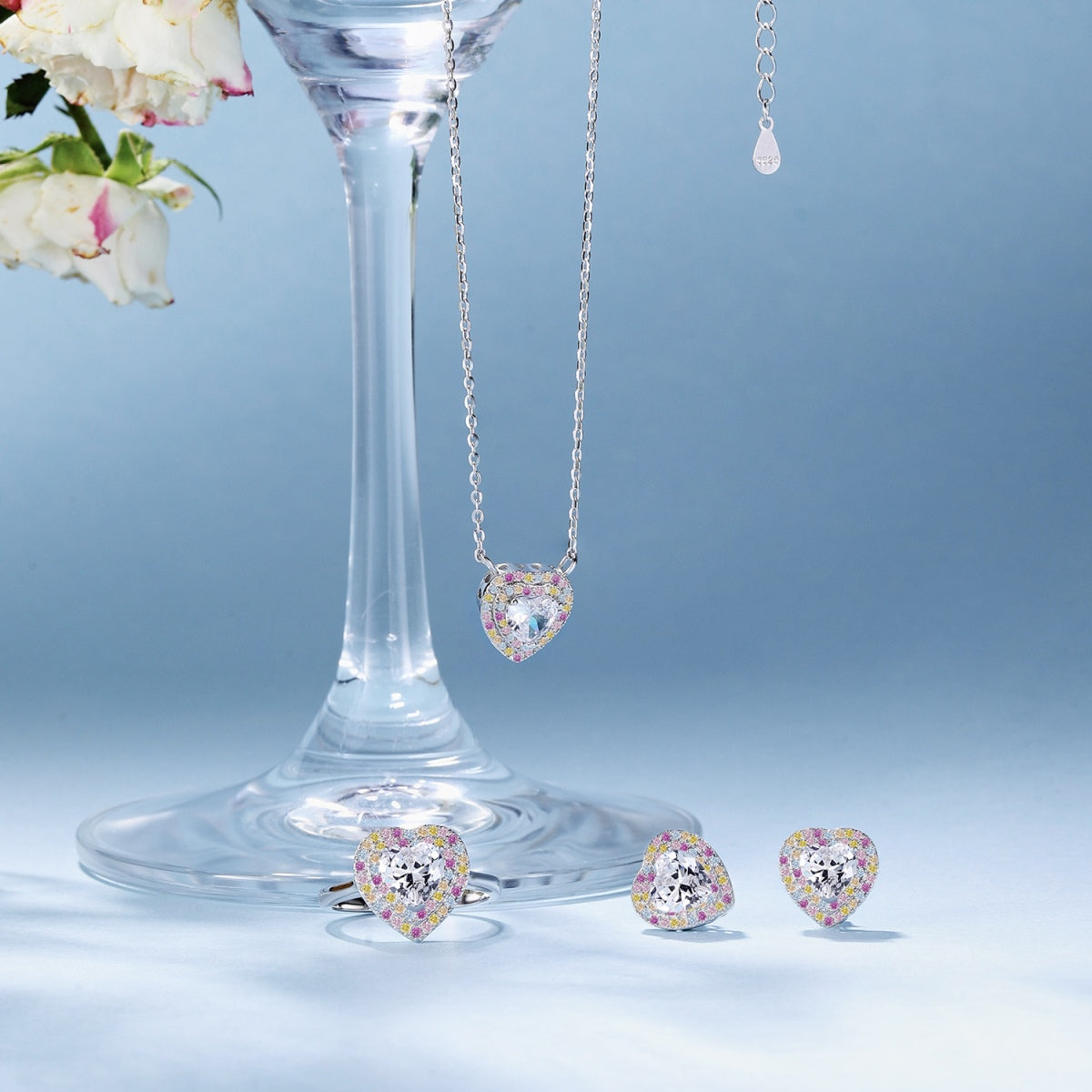 [Windsor Jewelry]Exquisite Heart Shape Necklace