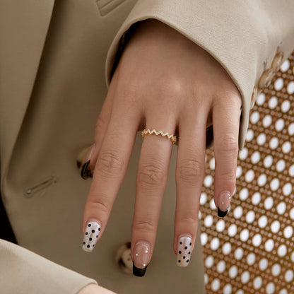 [Windsor Jewelry]Delicate Enchanting Wave Shape Daily Ring