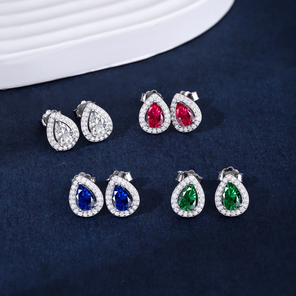 [Windsor Jewelry]Luxurious Water Drop Shape Earrings
