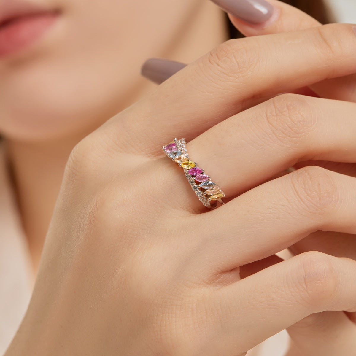 [Windsor Jewelry]Unique Colorful Marquise Cut Daily Ring
