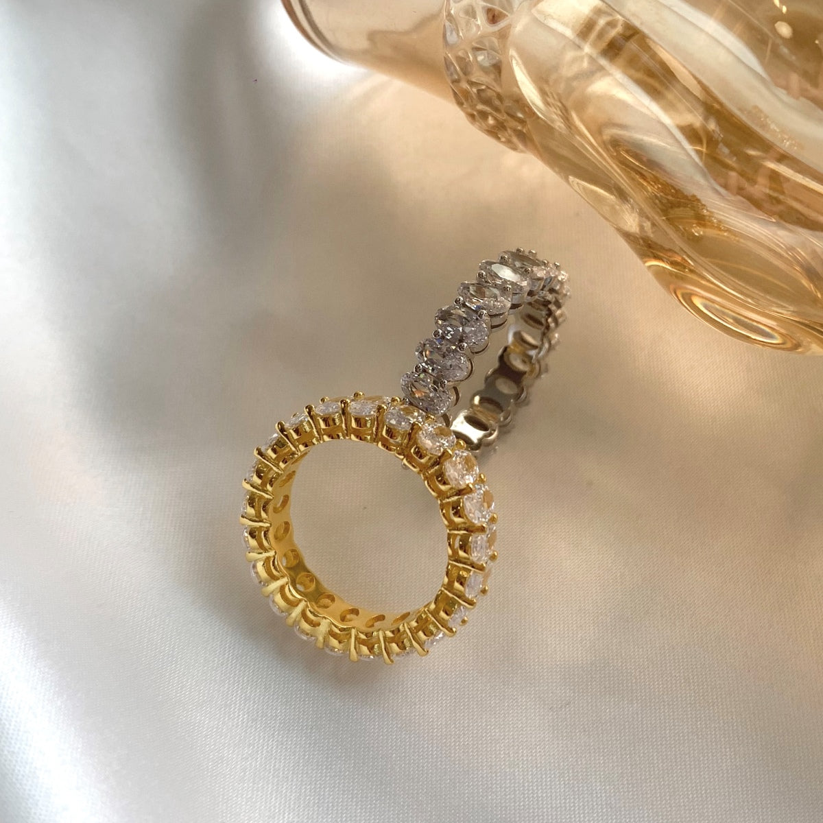[Windsor Jewelry]Ornate Oval Cut Tennis Ring