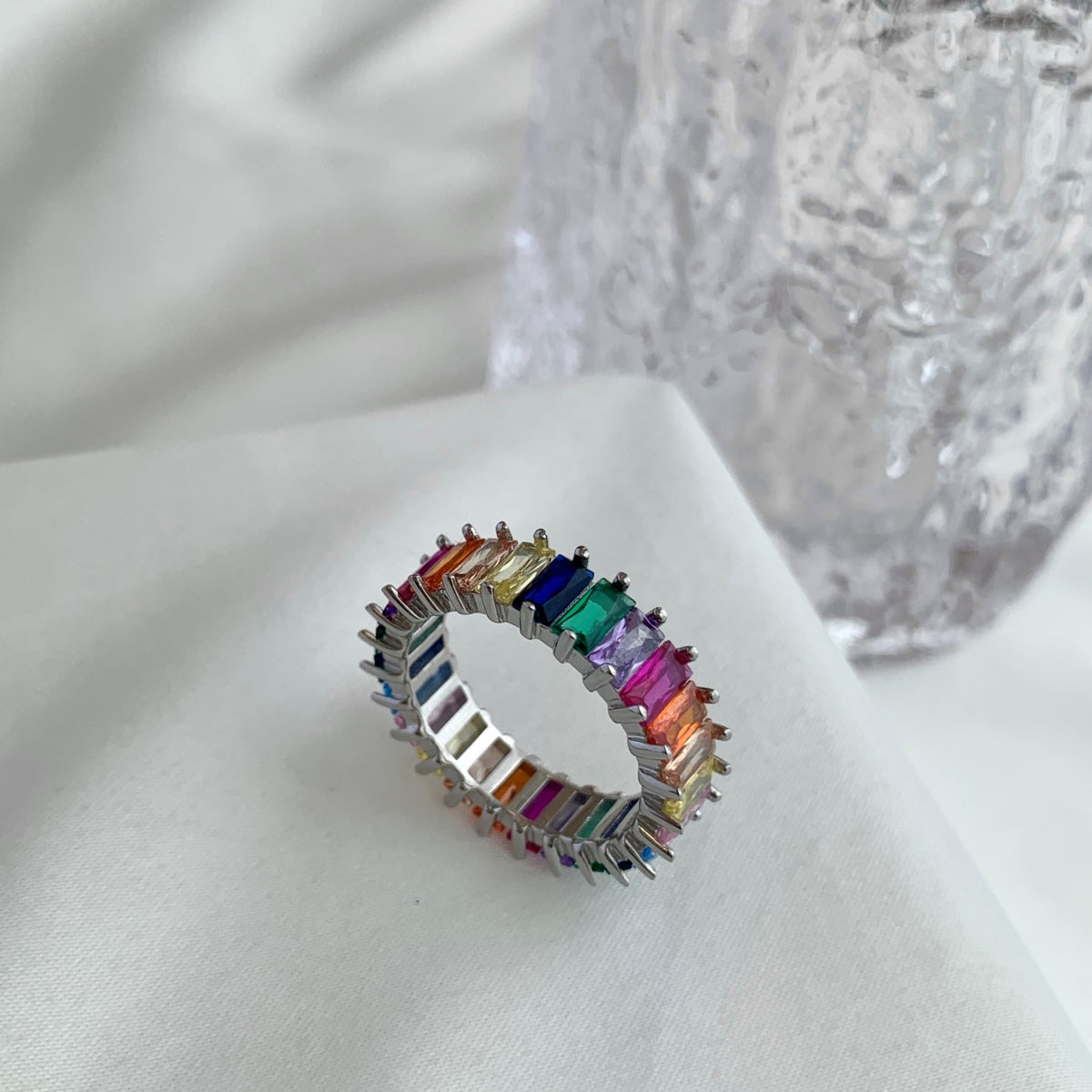 [Windsor Jewelry]Unique Colorful Radiant Cut RIng