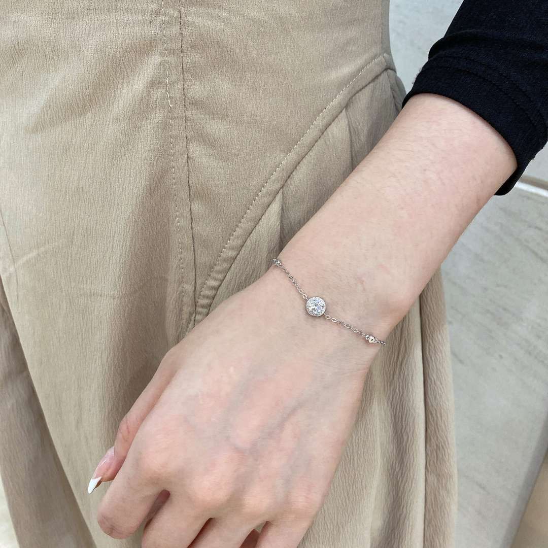 [Windsor Jewelry]Dazzling Round Cut Shape Bracelet