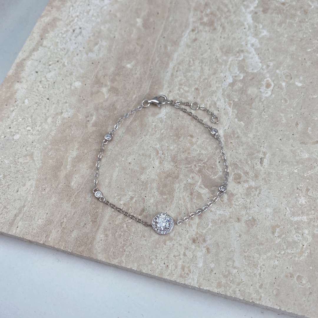[Windsor Jewelry]Dazzling Round Cut Shape Bracelet