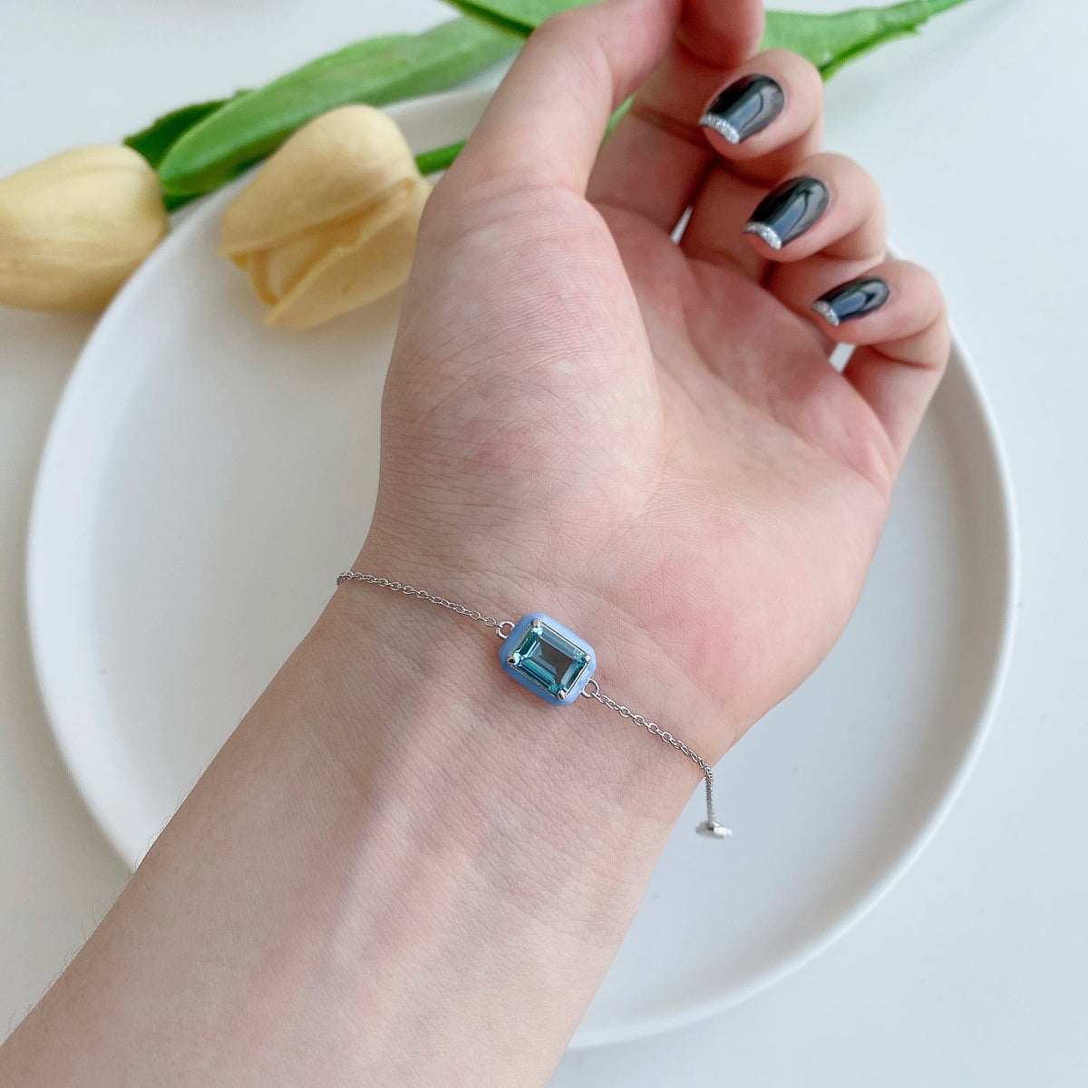 [Windsor Jewelry]2.0 Carat Sparkling Colorful Emerald Cut Daily Bracelet