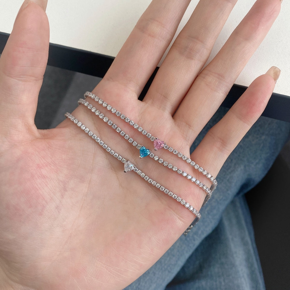 [Windsor Jewelry]0.5 Carat Elegant Romantic Heart Shape Lover Bracelet
